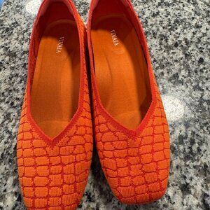 VAVAIA flats ORANGE SIZE 9